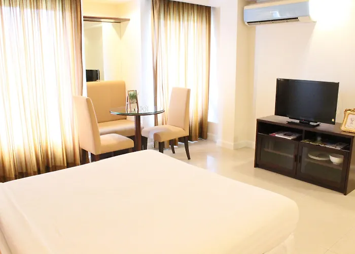 Hotel Romance Srinakarin