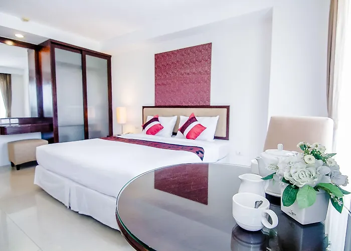 Hotel Romance Srinakarin Bangkok