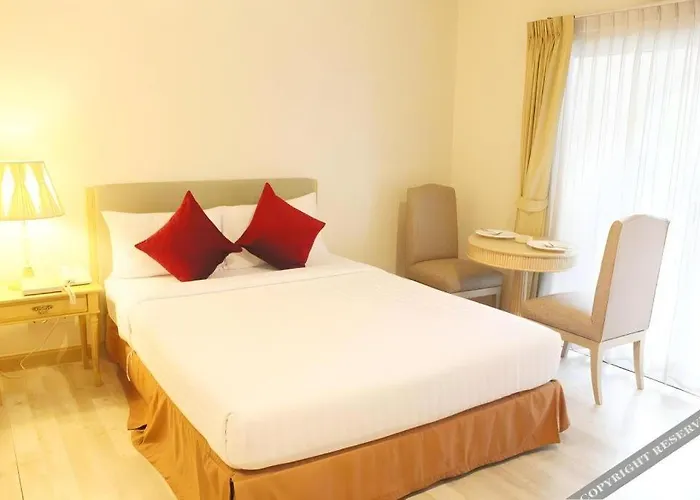 Romance Srinakarin 3* Bangkok