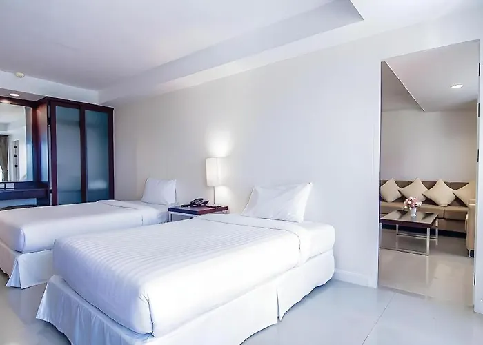 Romance Srinakarin 3* Bangkok