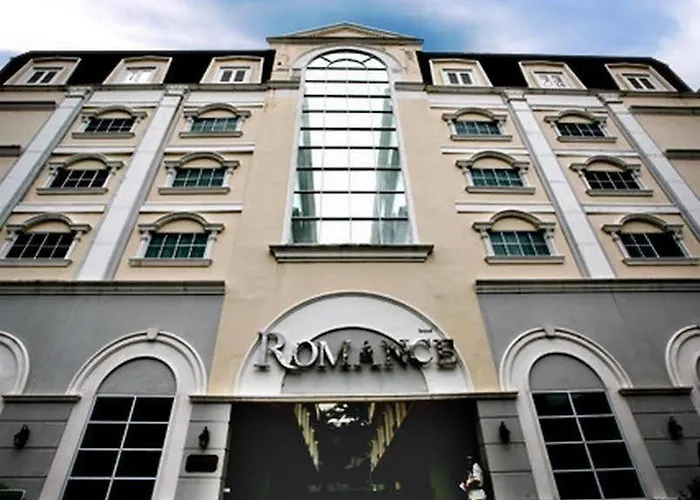 Romance Srinakarin Hotel